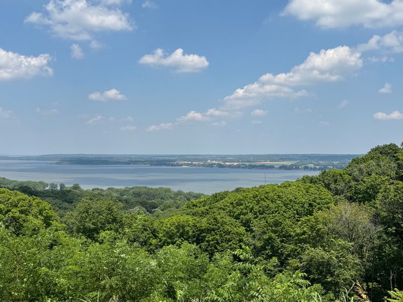 Peoria’s Grand View Drive (Peoria) Peoria’s Grand View Drive (Peoria)
