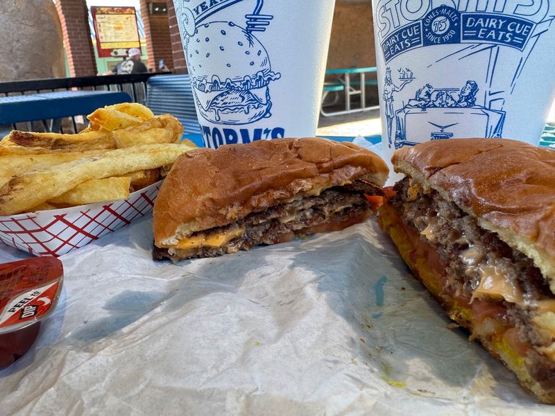 A Smash-Style Burger With a Crispy Edge