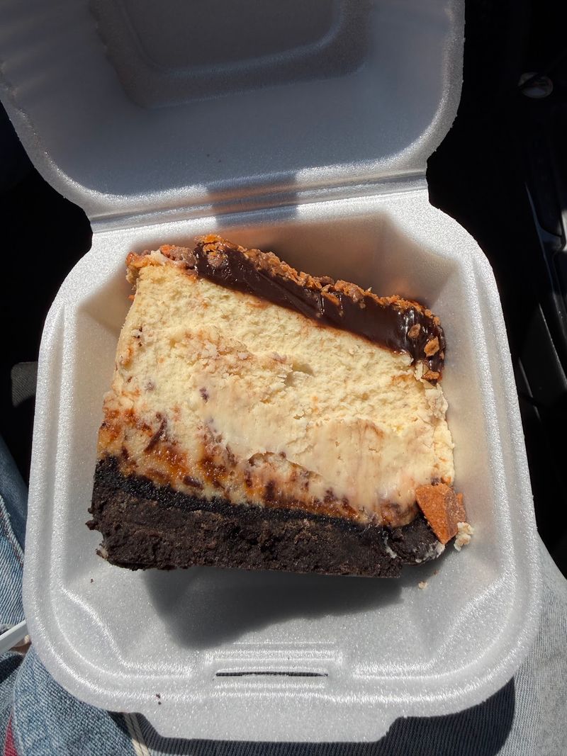 Cheesecake Fans Get Their Own Reason To Stop Cheesecake Fans Get Their Own Reason To Stop