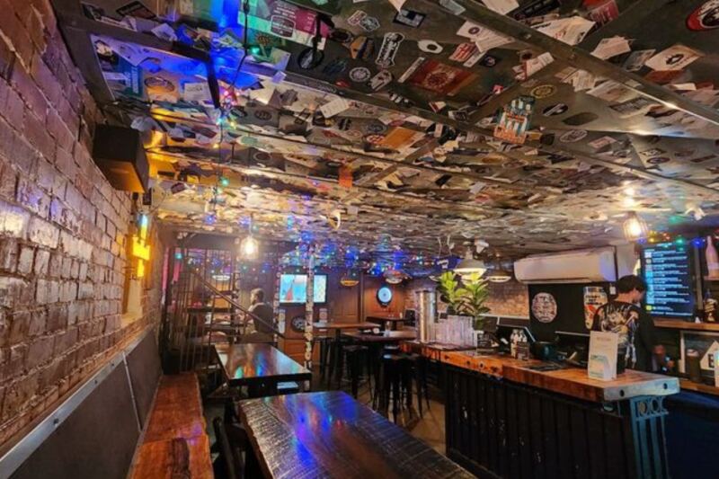 You Might Walk Right Past This Tennessee Restaurant Without Knowing What’s Downstairs